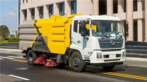 東風(fēng)天錦掃路車